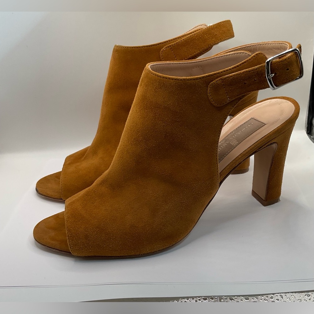 Clorinda Antinori Tan Suede Ankle Strap Heels size 40 9.5 US open toe sling back